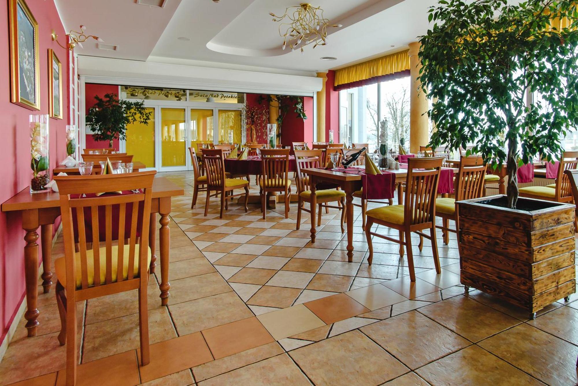 Hotel Pietrak Wagrowiec Exterior photo